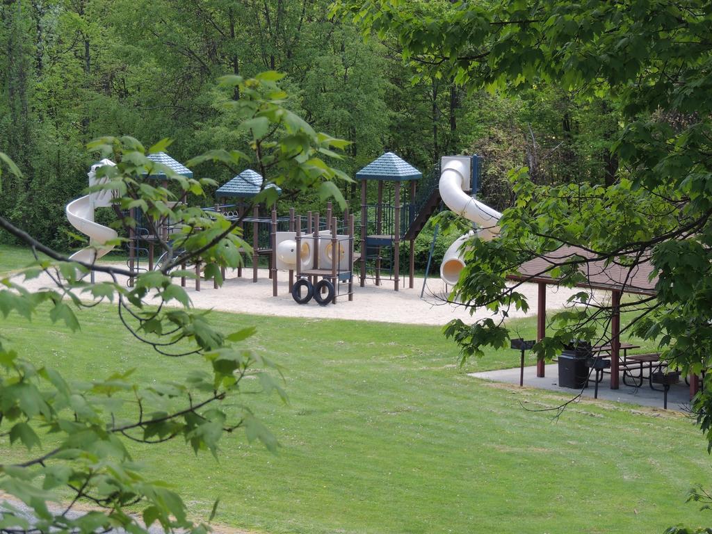 Scotrun Camping Resort Deluxe Park Model 4 Ngoại thất bức ảnh